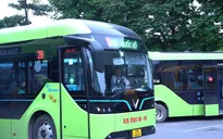 Hà Nội miễn phí xe buýt, metro: Người dân phấn khởi tận hưởng kỳ nghỉ lễ thảnh thơi, tiết kiệm