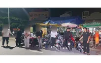 Nhóm thanh thiếu niên dán băng keo che biển số né phạt nguội bị xử lý
