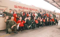 Chuyến tàu Hà Nội 5 Cửa Ô đặc biệt gợi ký ức ngày đất nước thống nhất