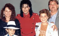 Đạo diễn phim "Leaving Neverland" chỉ trích gay gắt phim "Michael" 