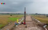 Tháo gỡ khó khăn về vật liệu, thúc đẩy tiến độ cao tốc Mỹ An - Cao Lãnh