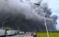 Hơn 300 gia đình sơ tán vì tro núi lửa Mayon ở Philippines