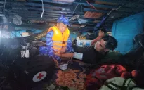 Khoảnh khắc đẹp tuần qua (4-10/5): Nhiều cuộc giải cứu xúc động