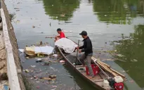 Huế: Người đàn ông đổ gần 100 vỏ chai bia xuống sông Kẻ Vạn bị xử lý