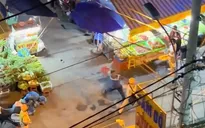 Em trai dùng ghế nhựa tấn công CSGT để giúp anh vi phạm nồng độ cồn bỏ chạy