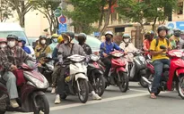 Hà Nội đề xuất hỗ trợ tối đa 5 triệu đồng đổi xe máy xăng sang xe điện