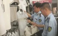 Bày bán hàng giả Adidas, một hộ kinh doanh bị phạt 6 triệu đồng