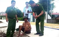 Cụ ông đi lạc nhiều giờ được Công an xã đưa về nhà an toàn