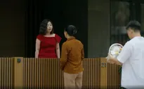 Phía bên kia thành phố - Tập 2: Mẹ con Cương mang quà xin lỗi, vẫn bị mẹ Thái đuổi khéo