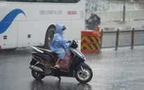 Mưa lớn ở Nam Bộ, từ Gia Lai đến Khánh Hòa, nguy cơ lốc, sét, mưa đá