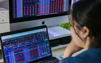 VN-Index giảm gần 50 điểm