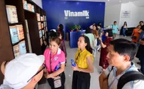 Vinamilk đón thế hệ “đồng niên” tham quan nhà máy với lời hứa chăm sóc sức khỏe bằng dinh dưỡng chất lượng
