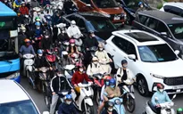 Hà Nội đề xuất thu phí chống ùn tắc, hạn chế xe cá nhân