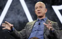 Tỷ phú Jeff Bezos gọi vốn 12 tỷ USD cho AI kỹ sư
