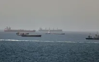 Mỹ, Iran cùng tuyên bố kiểm soát eo biển Hormuz
