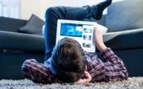 Mỹ siết quản lý nền tảng trực tuyến để bảo vệ trẻ em