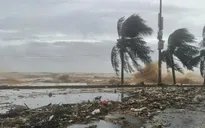 Quân đội phát công điện khẩn ứng phó áp thấp nhiệt đới trên Biển Đông