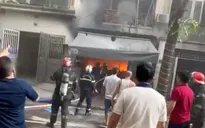 Hà Nội: Cháy nhà 4 tầng trong khu đô thị, nghi có người mắc kẹt