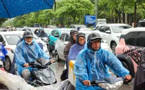 Bắc Bộ mưa lớn cục bộ, cảnh báo lũ quét, sạt lở và biển động