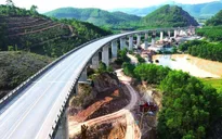 Tạm dừng khai thác cao tốc đoạn Cam Lộ - La Sơn từ 10/7