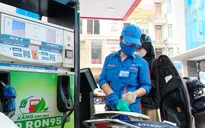 Giá xăng E10 giảm về mức 20.000 đồng/lít
