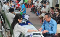 Khi nào viên chức được lùi thời điểm nghỉ hưu?
