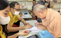 Hỗ trợ chi trả lương hưu, trợ cấp BHXH, trợ cấp hằng tháng tại nhà cho người già yếu