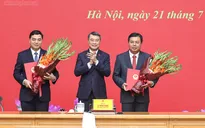 Thủ tướng trao quyết định về công tác cán bộ đối với Bộ Nội vụ và Bộ Dân tộc và Tôn giáo