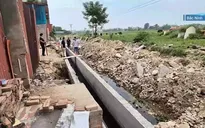 Đường thi công dang dở ảnh hưởng đến cuộc sống người dân