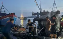 Cháy tàu cá lúc rạng sáng tại Quảng Ngãi, nghi do chập điện