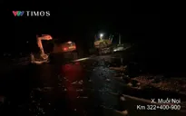 Sơn La: Sạt lở đèo Chiềng Pấc sau mưa lớn, giao thông ách tắc cục bộ