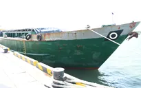 Bắt giữ tàu vận chuyển gần 20 tấn phân bón không rõ nguồn gốc