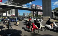Bắc Bộ và Trung Bộ tiếp tục nắng nóng, chiều tối mưa dông