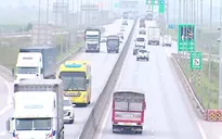 CSGT tăng kiểm tra thời gian làm việc của lái xe tải đường dài