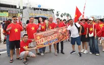 Sắc đỏ cuồng nhiệt đổ về Mỹ Đình trước giờ bóng lăn chung kết lượt về ASEAN Cup