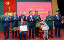 Đại tướng Phan Văn Giang trao tặng Huy hiệu 80 năm tuổi Đảng tại Thái Nguyên