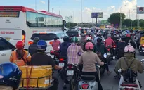 Áp lực giao thông tại cửa ngõ phía Đông TP Hồ Chí Minh trước kỳ nghỉ lễ