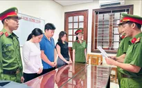 Khởi tố cặp vợ chồng mạo danh “lương y” sản xuất, bán thuốc đông y giả chứa chất cấm