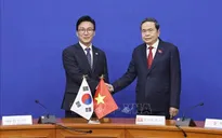 Chủ tịch Quốc hội Trần Thanh Mẫn tiếp Chủ tịch Đảng Dân chủ Đồng hành Kim Min Seok