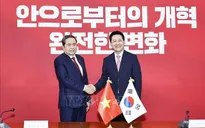 Chủ tịch Quốc hội Trần Thanh Mẫn tiếp Chủ tịch Đảng Sức mạnh Quốc dân Jang Dong Hyeok