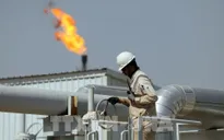Giá dầu Brent vượt mốc 105 USD/thùng