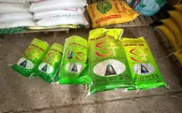 Khởi tố vụ án buôn bán gạo giả nhãn hiệu ST25