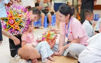 Mang Trung thu ấm áp đến với các bệnh nhi, trẻ em có hoàn cảnh khó khăn