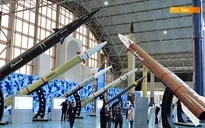 Iran tiếp tục phát triển và thử nghiệm vũ khí mới
