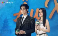 Cặp đôi 'Nhất âu xuân' mê món ăn Việt Nam