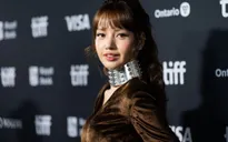 Lại rộ tin đồn hẹn hò của Lisa (BLACKPINK)