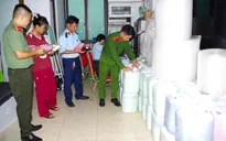 Phát hiện tài khoản TikTok bán gần 1.800 lít rượu không rõ xuất xứ