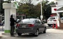 Mỹ cân nhắc tạm ngưng thuế xăng liên bang khi giá nhiên liệu tăng mạnh