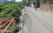 Đường ven sông Nhuệ sạt lở, tiềm ẩn nguy cơ mất an toàn