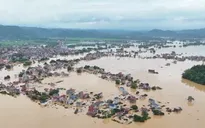 Nỗi lo an cư của người dân vùng lũ